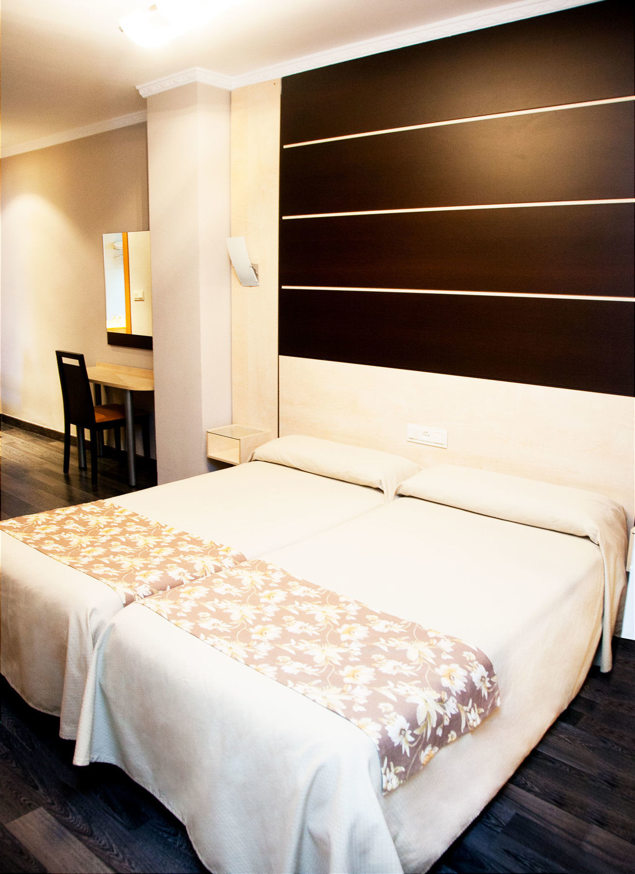 Universal Hotel